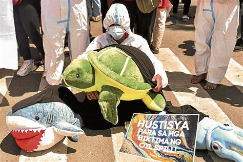 Oriental Mindoro fishers decry inadequate government aid.